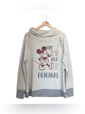 NWT Disney Parks Mickey Mouse Women's Pullover
